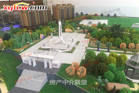 王母宫花园一楼3室2厅1卫48万120m2毛坯房带车库出售